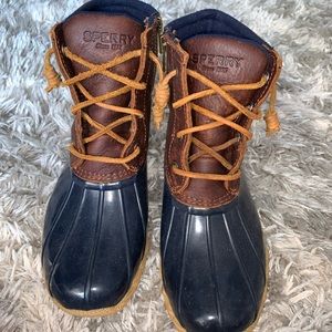 Women’s Size 6 Sperry Duck Boots
